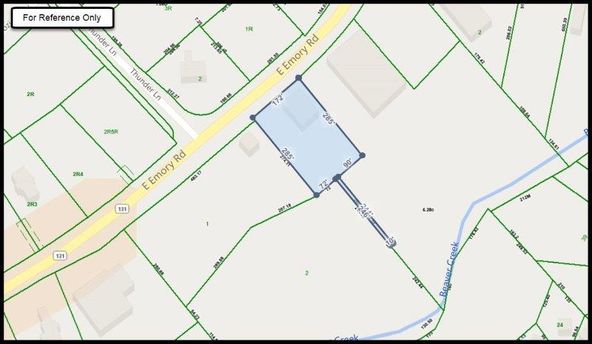 Income Producing Property on Emory Road: 712 East Emory Rd, Powell, TN 37849